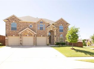 5657 Wills Creek Ln, Fort Worth, TX 76179