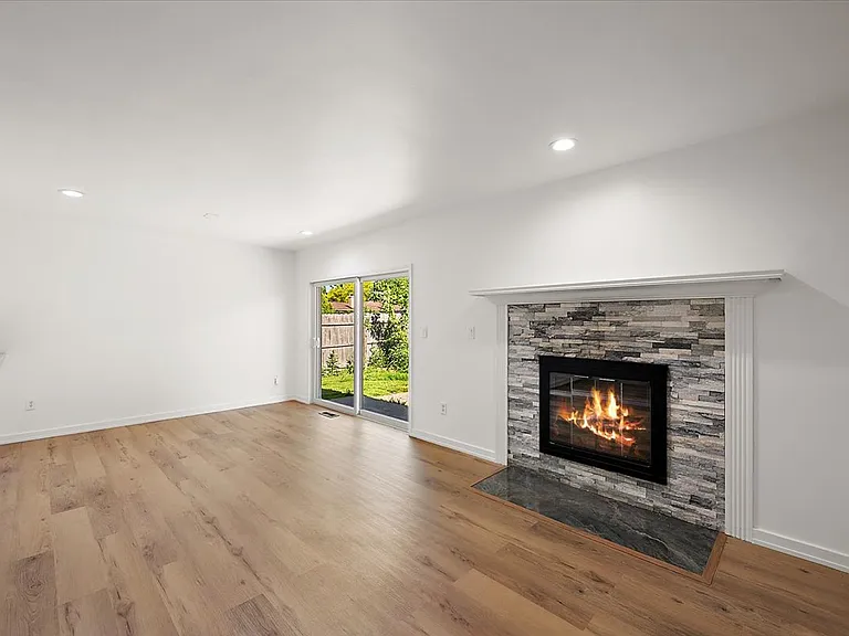 11489 Anna Lisa Dr — Photo 21
