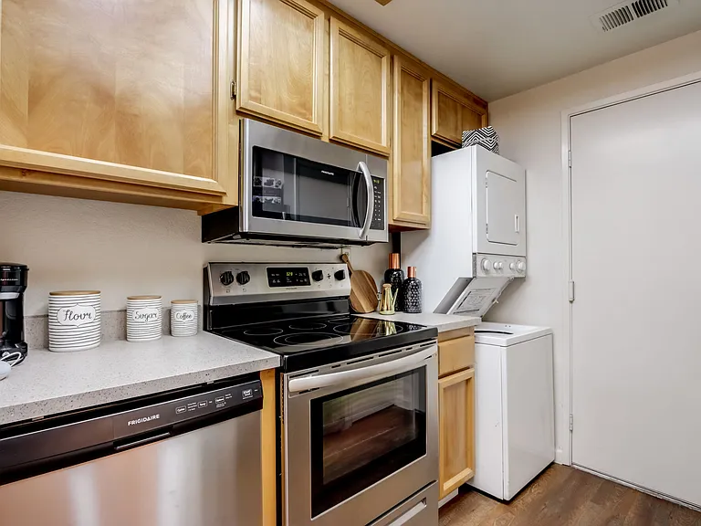 Ardenwood Forest Rental Condos — Photo 24