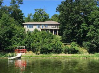 896 White Clover Beach Rd, Detroit Lakes, MN 56501