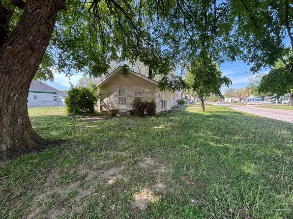 440 E Walnut Ave, Enid, OK 73701
