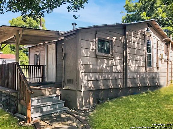 3rd image of 418 Stratford Ct