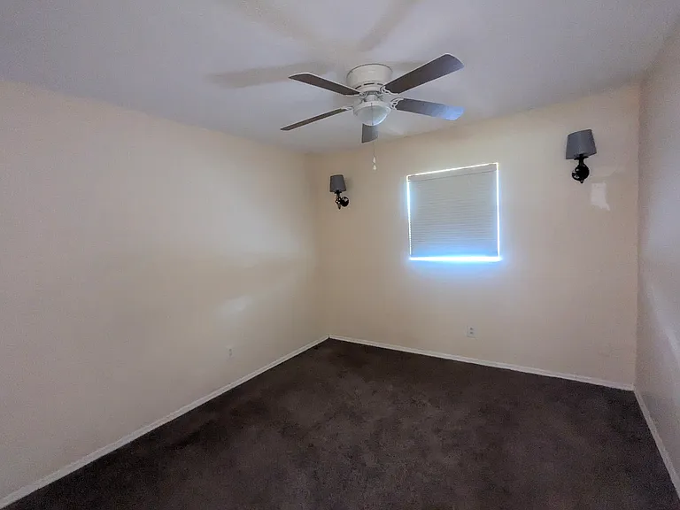 15216 Hays Rd — Photo 12