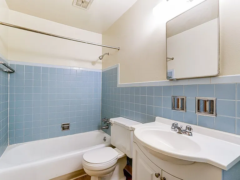 200 Broad Meadows Blvd — Photo 2