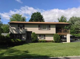 1 Pine Ct, Wynantskill, NY 12198