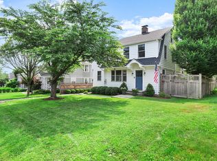 144 Richmond Hill Rd, New Canaan, CT 06840