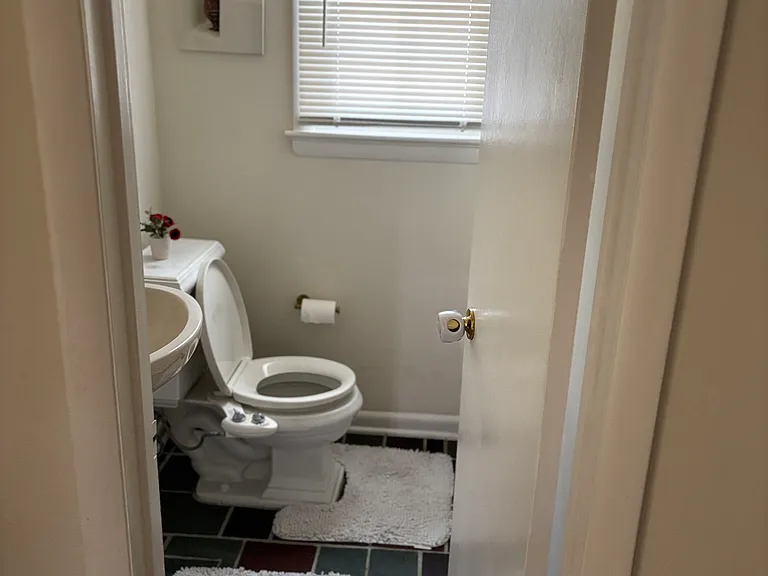 8513 Wilkesboro Ln — Photo 17