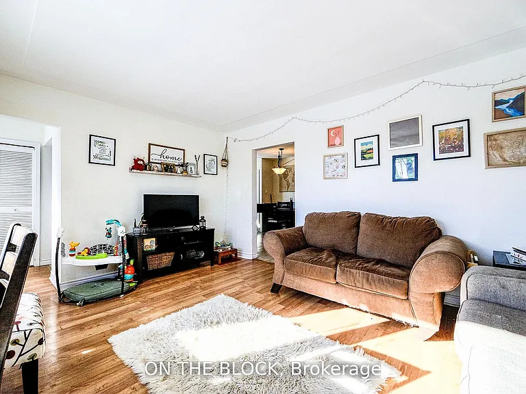 151 Nugent Dr #UPPER — Photo 4