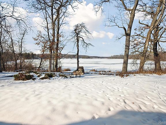 3rd image of 4300 W Bacon Rd