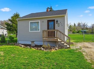 830 Lawrence St, Belle Fourche, SD 57717