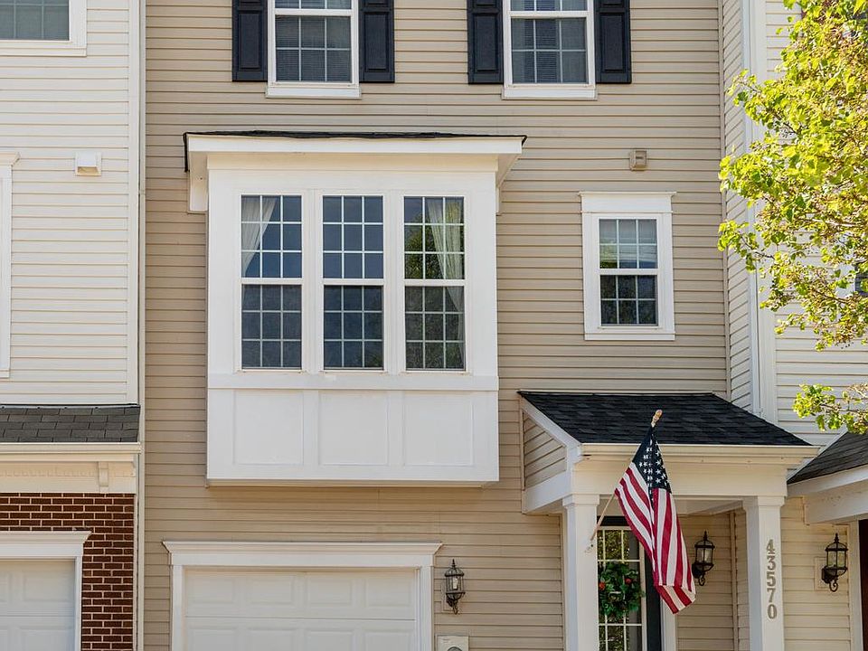 1st image of 43570 Wild Iris St