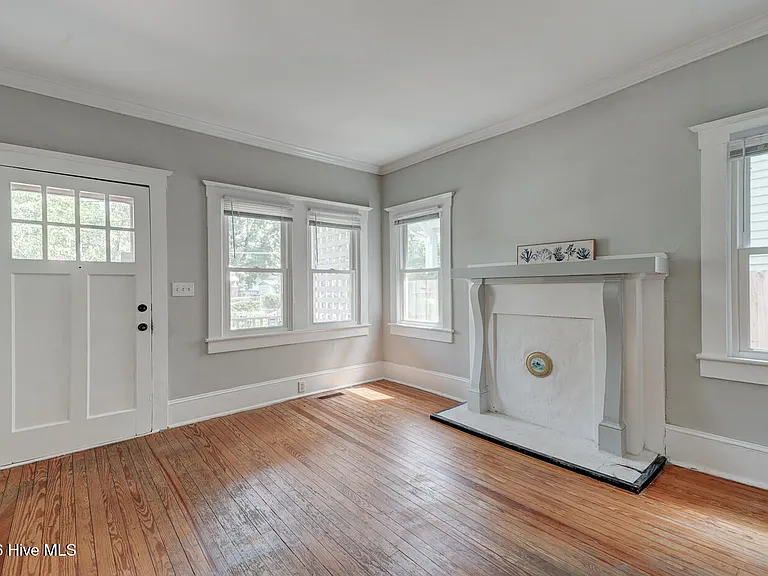 1510 Orange St — Photo 8