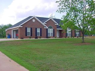 215 Ambleside Dr, Leesburg, GA 31763
