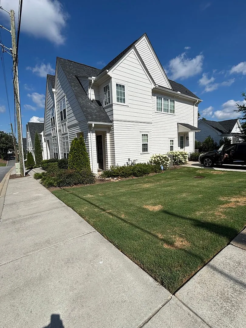Beautiful Townhome for Rent — Photo 2