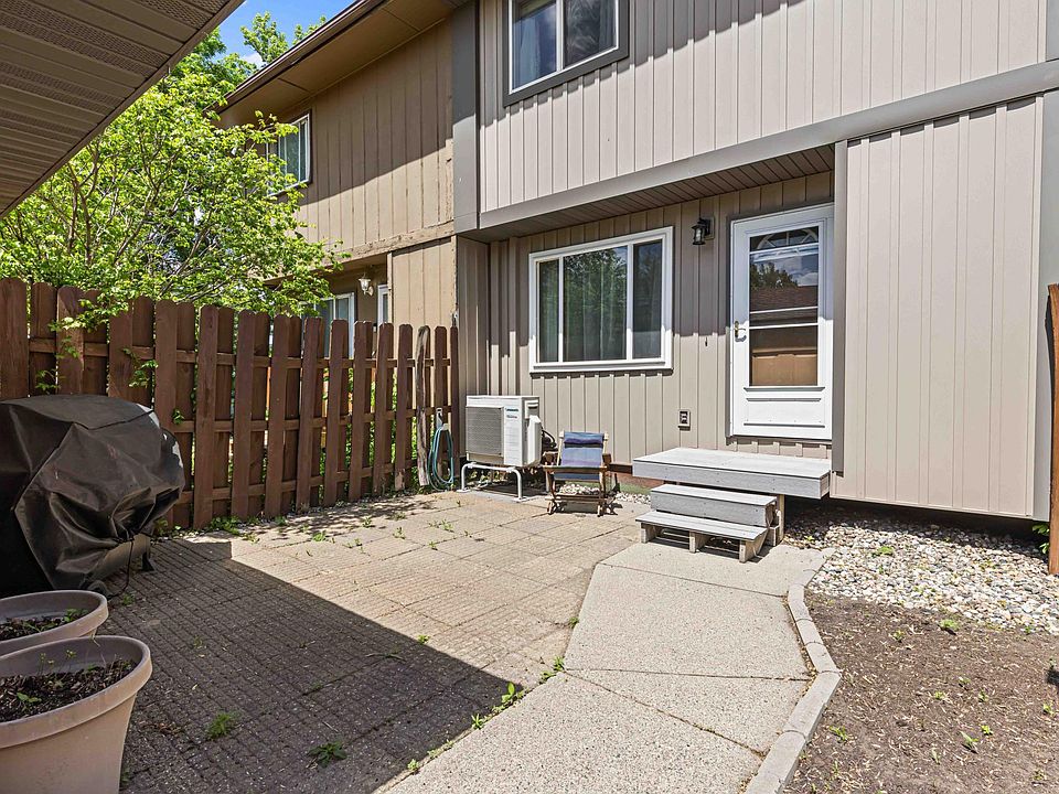 1st image of 561 4th Ave NW