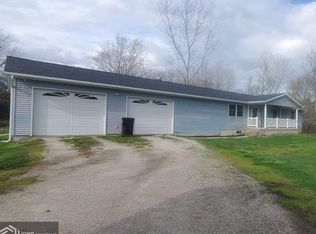 2483 Salem Rd, New London, IA 52645