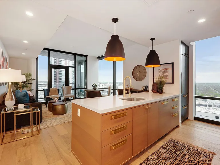 70 Rainey St #1807 — Photo 6