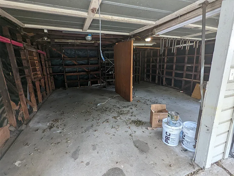 7521 Laredo St — Photo 26