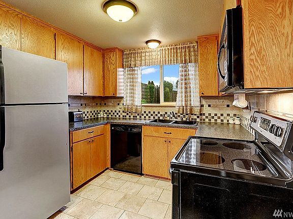 3rd image of 21822 48th Avenue Ct E
