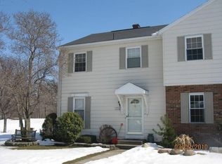 1118 Appletree Ln, Erie, PA