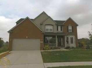 615 Wade Ct, Rochester Hills, MI 48307