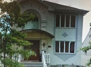 4923 166th St, Flushing, NY 11365