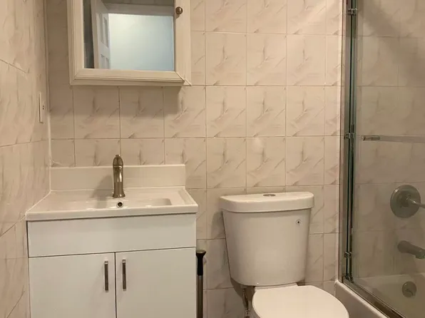 13148 40th Rd Floor 2, Flushing, NY 11354