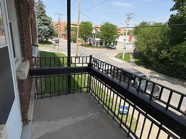3301 Dewey Ave — Photo 11
