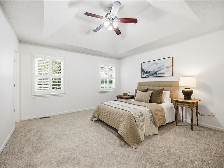 15209 Lamar Ave — Photo 9