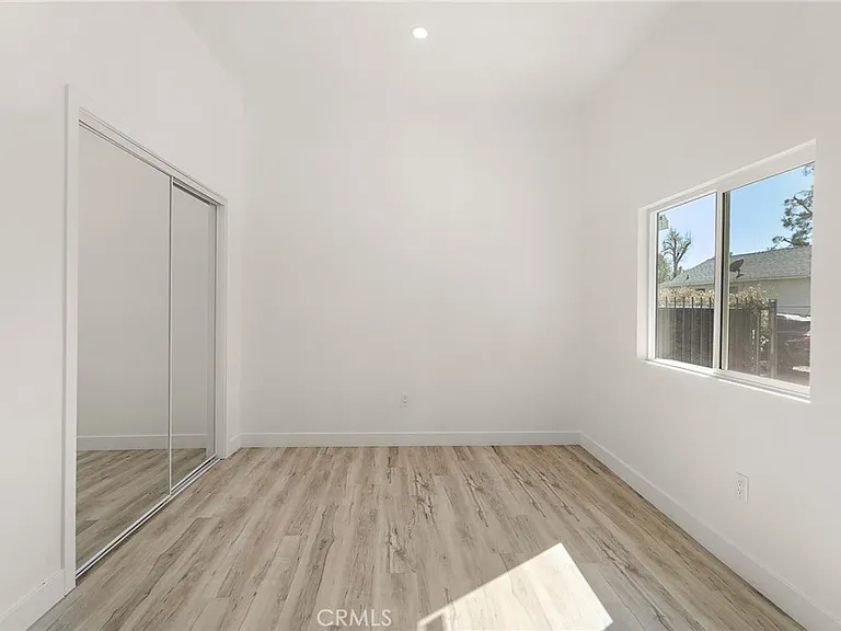10730 Strathern St — Photo 18