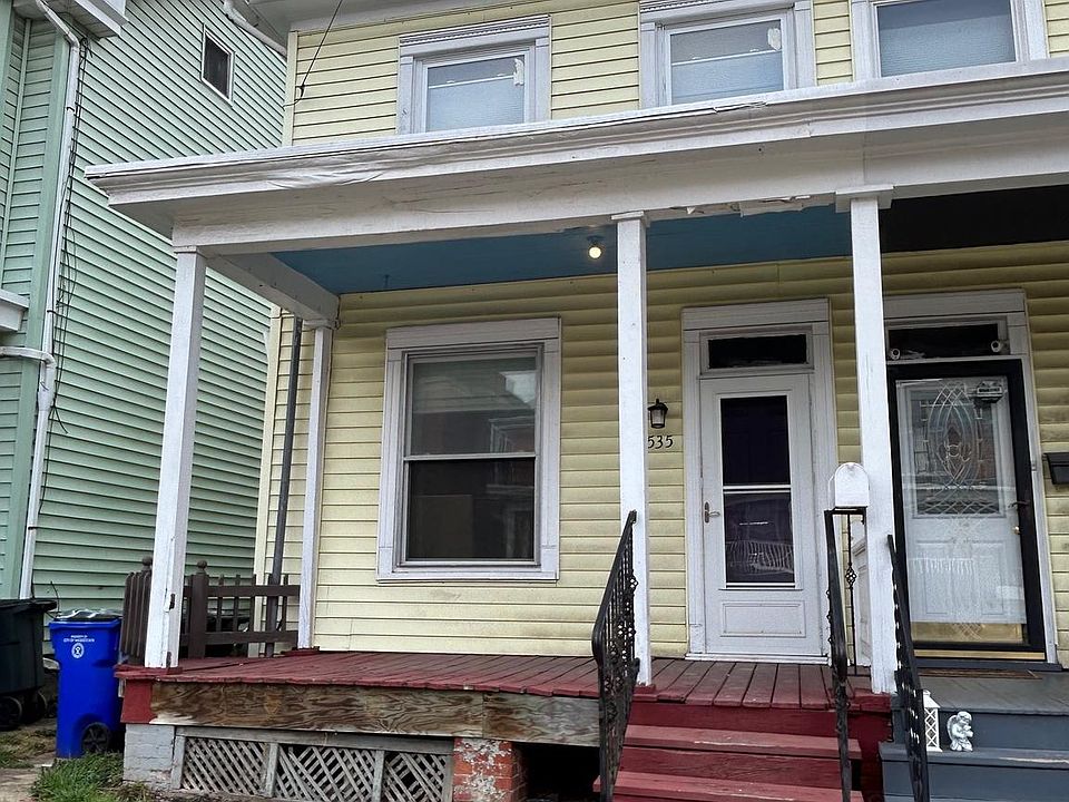 2nd image of 535 N Locust St