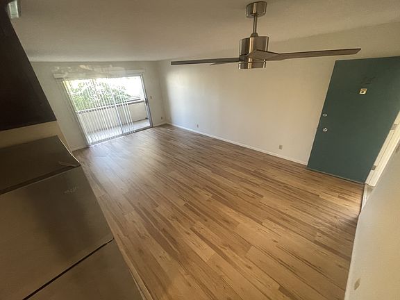 3rd image of 4040 Lamont St APT 15