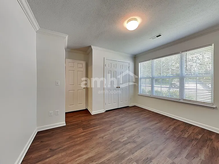 550 Orchard Ridge Ln — Photo 15