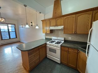 60-48 56th St #2R, Maspeth, NY 11378