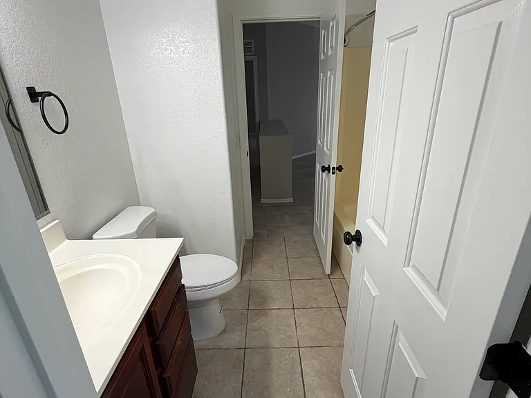 597 W Vekol Ct — Photo 8