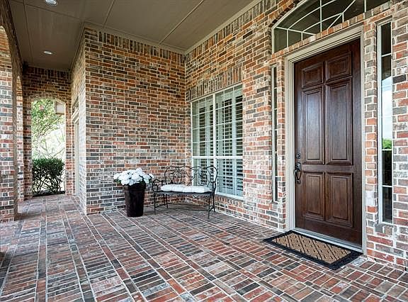 3rd image of 1860 Hammerly Dr