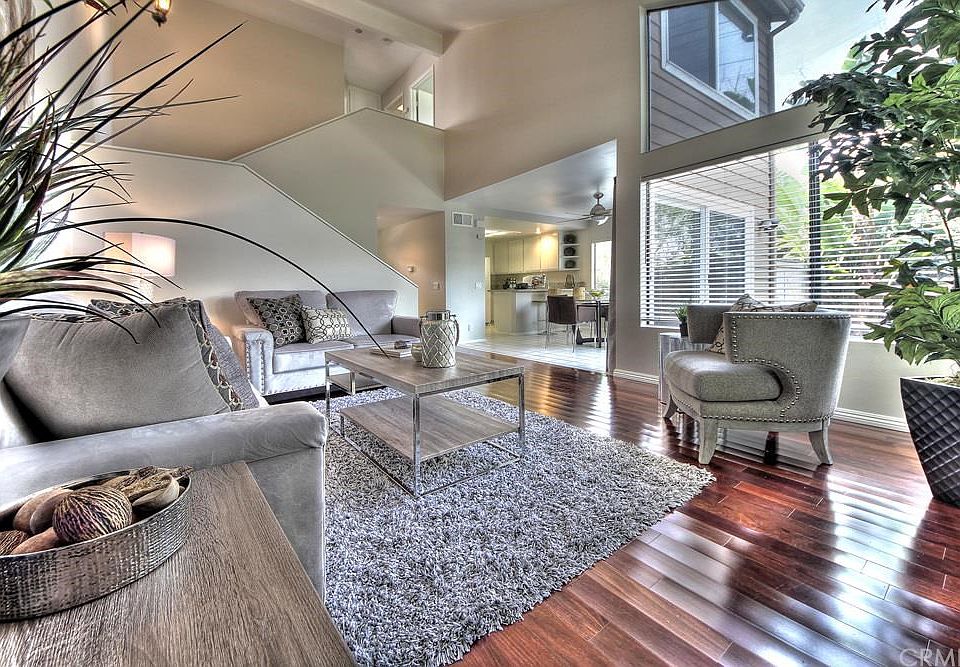 1st image of 415 Deerfield Ave #91