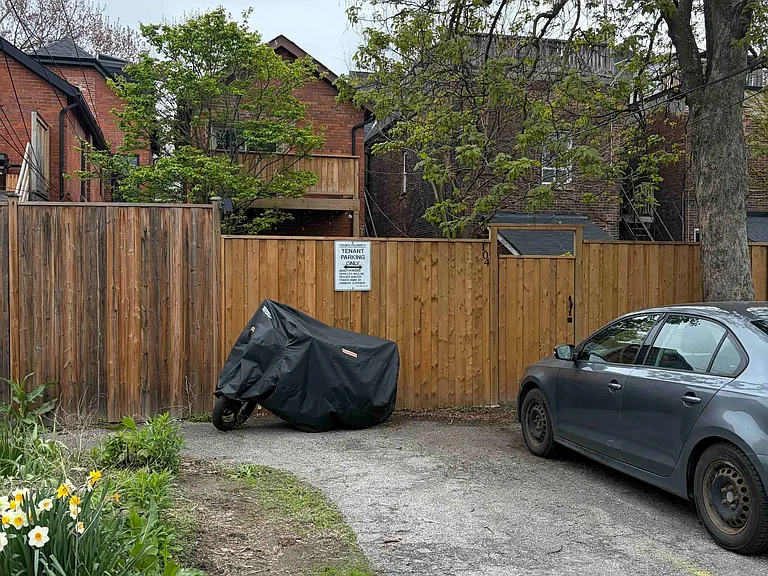 104 Cowan Ave #3 — Photo 18
