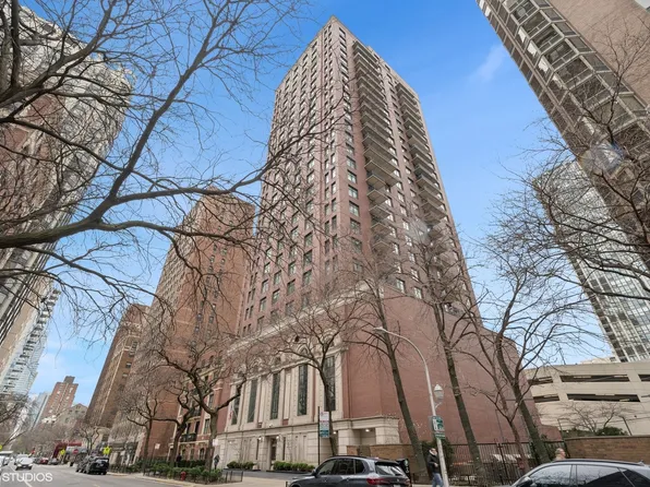 1122 N Dearborn St APT 10A, Chicago, IL 60610