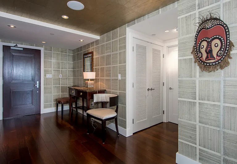650 Bellevue Way NE #2404 — Photo 2