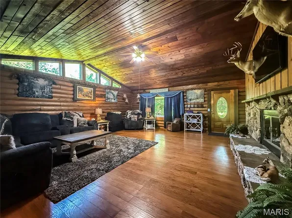 11253 Stoney Point Rd, Mineral Point, MO 63660