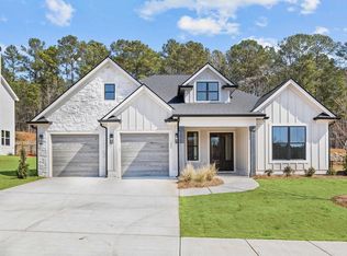 1390 Legend Dr, Greensboro, GA