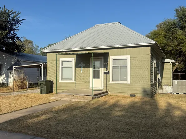 614 Toles Ave, Larned, KS 67550