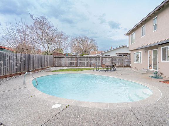 5th image of 4435 Tanglewood Way