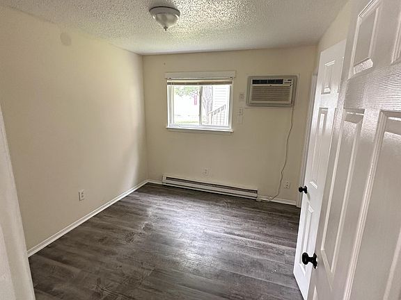 4th image of 255 W Ocean View Ave APT 10