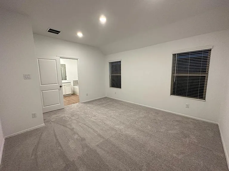 6324 Astoria Park Ln — Photo 10