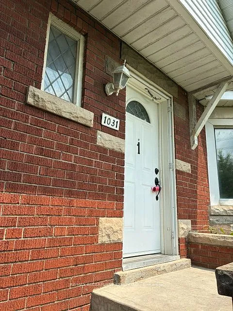 3 bed, $2,350 — Photo 4