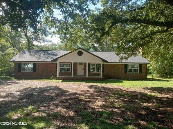 697 Crusoe Island Road, Whiteville, NC 28472