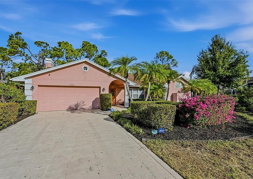 1st image of 3732 Surrey Ln