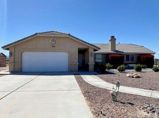 11074 Katchina Rd, Apple Valley, CA 92308